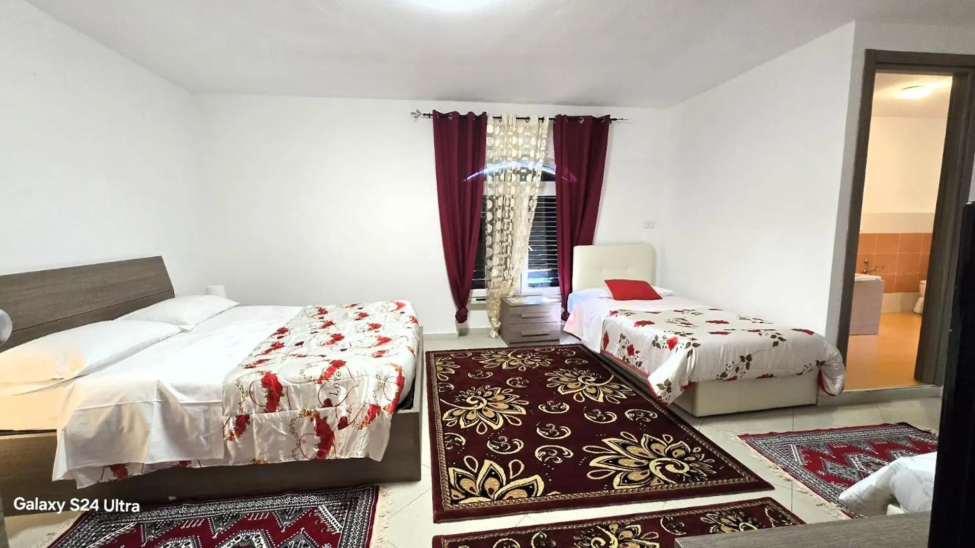 Hotel Casa Eraldo Castellaccia Italia